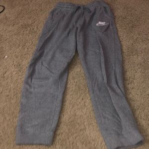 gray nike joggers